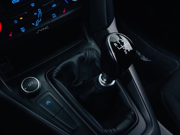Ford Focus 13 of 17