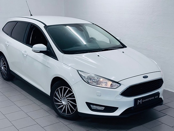 Ford Focus 2 of 17