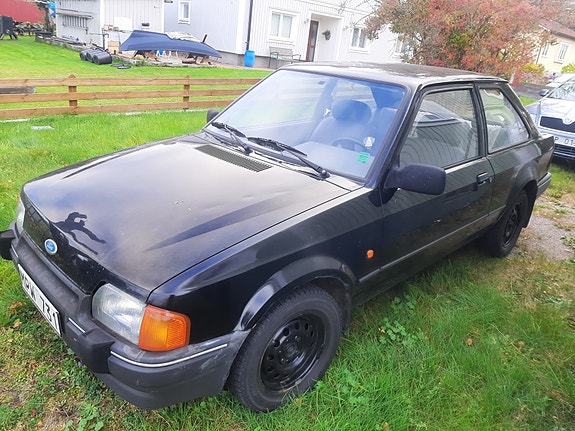 Ford Escort 5 of 6