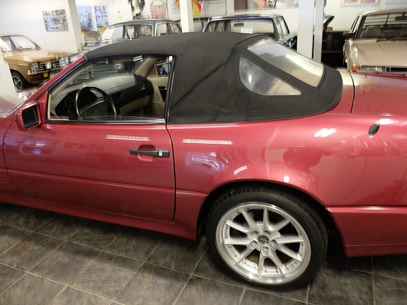 Mercedes-Benz SL 320 10 of 12