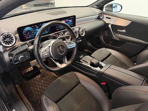 Mercedes-Benz A 250 e 9 of 28