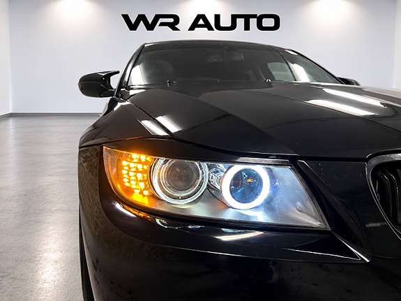 BMW 320d 5 of 12