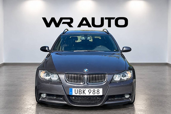 BMW 320d 2 of 12