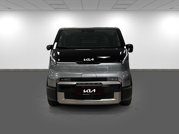 Kia PV5 3 of 17