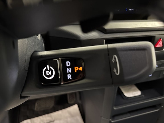 Kia PV5 16 of 17