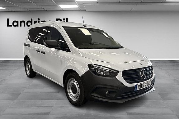 Mercedes-Benz Citan Tourer 3 of 18