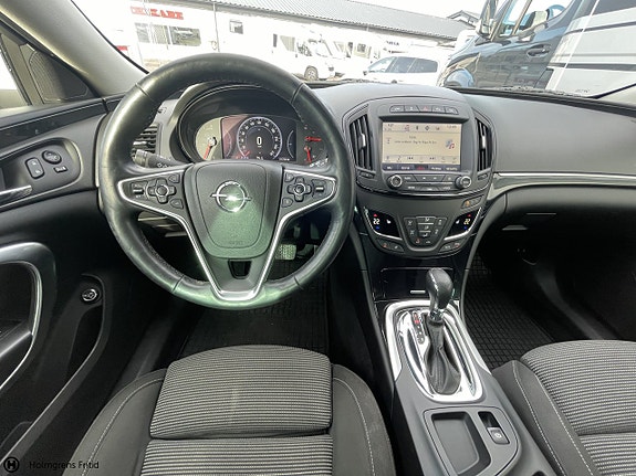 Opel Insignia 10 of 12
