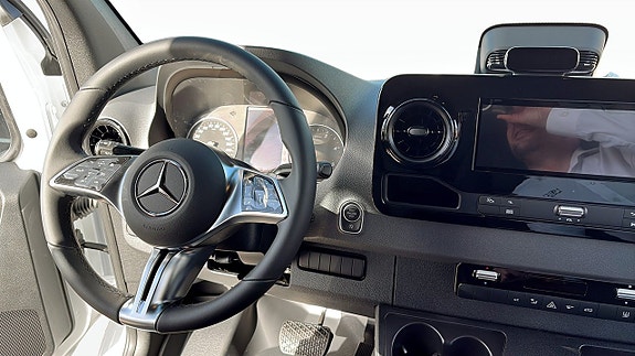 Mercedes-Benz Sprinter 317 4 of 9
