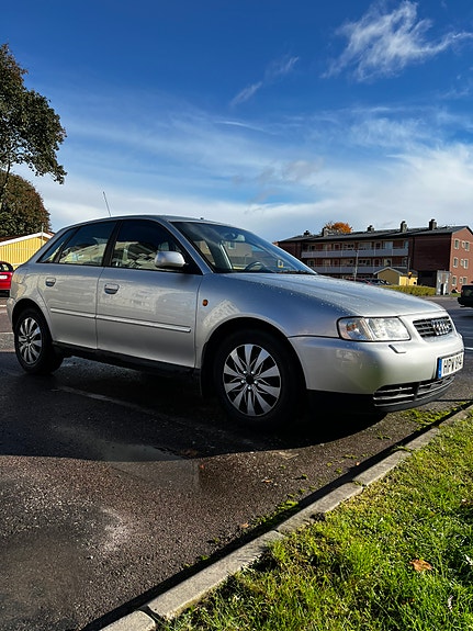 Audi A3 3 of 9