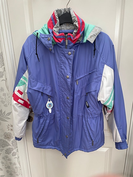 Product image 2 of 11