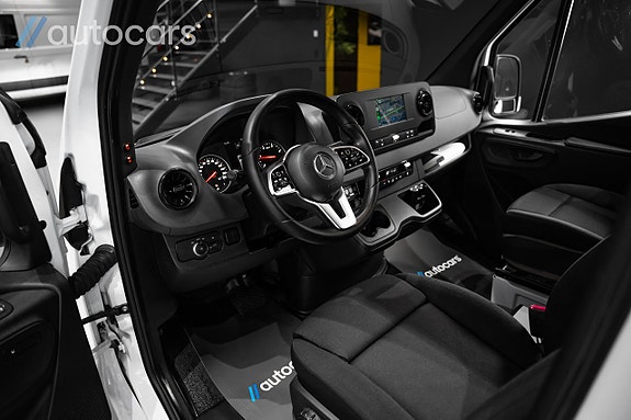 Mercedes-Benz Sprinter 317 25 of 30