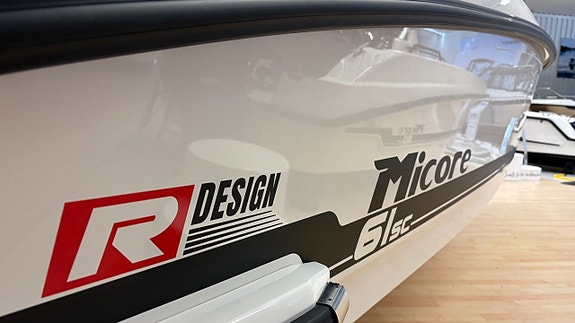 Micore 61 SC R-design - Yamaha F115 8 of 13