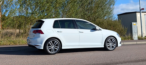 Volkswagen Golf VII 4 of 11