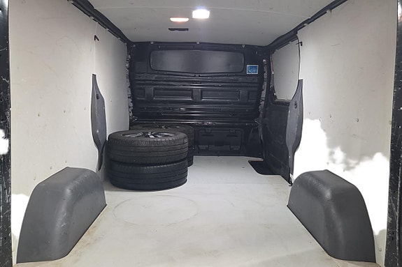 Renault Trafic 23 of 30
