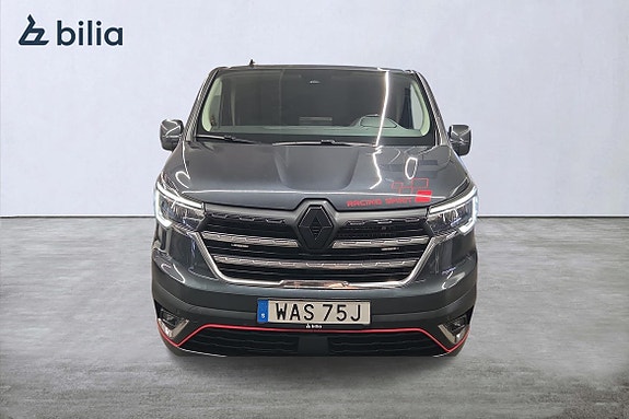 Renault Trafic 12 of 30