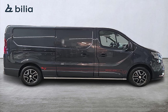 Renault Trafic 11 of 30
