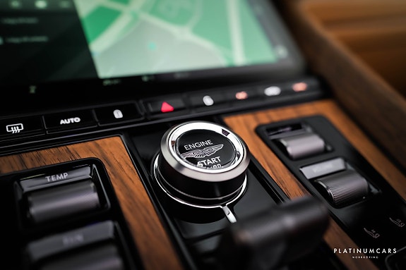 Aston Martin DB12 S 13 of 28