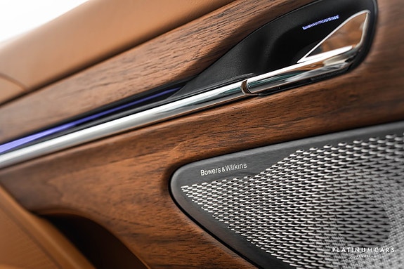 Aston Martin DB12 S 17 of 28