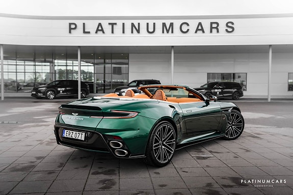 Aston Martin DB12 S 2 of 28