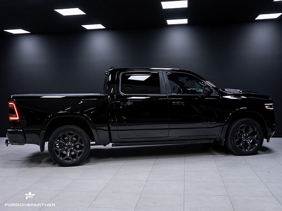 Dodge RAM 1500 10 of 30