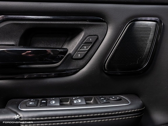 Dodge RAM 1500 29 of 30