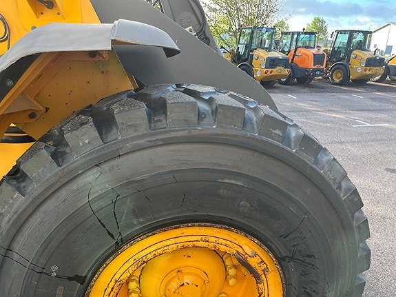 Volvo L 110 F-08 Nya Däck 5 of 11