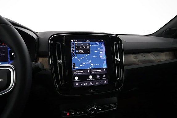 Volvo C40 12 of 16