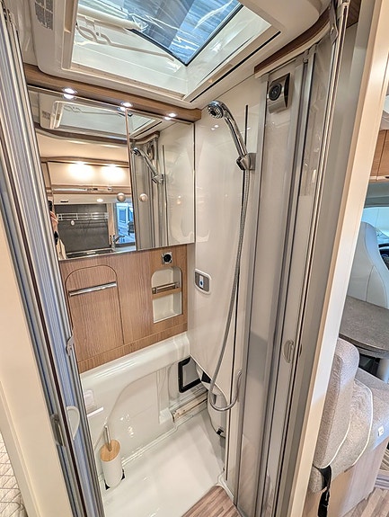 Malibu 600 LE / Långbädd / Automat / Adaptiv farthållare / ACC / Keyless / Drag 21 of 30