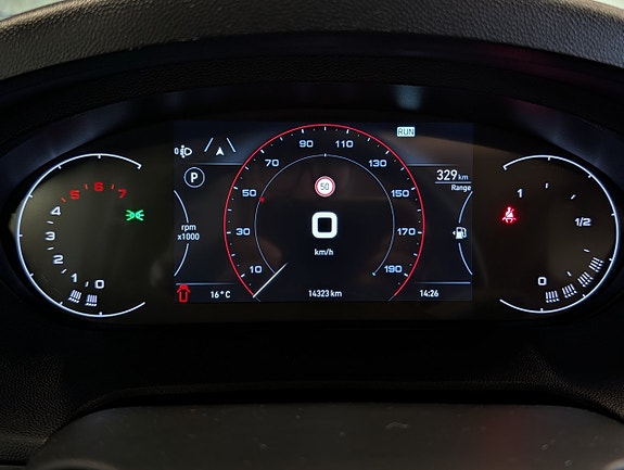 Malibu 600 LE / Långbädd / Automat / Adaptiv farthållare / ACC / Keyless / Drag 30 of 30