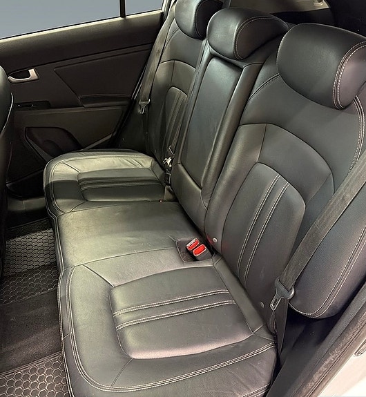 Kia Sportage 11 of 14