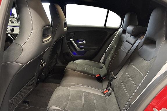 Mercedes-Benz A 250 e 14 of 22