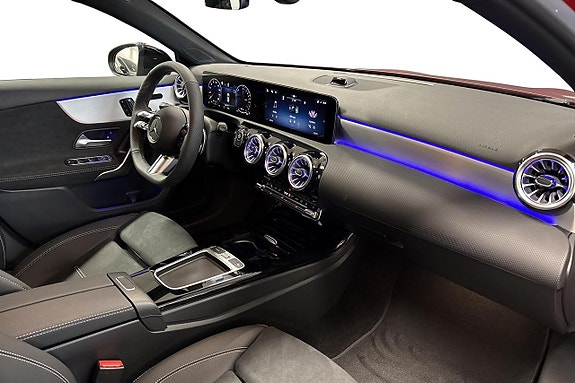 Mercedes-Benz A 250 e 13 of 22