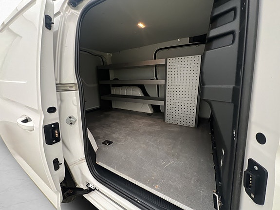 Volkswagen Caddy Maxi 12 of 30