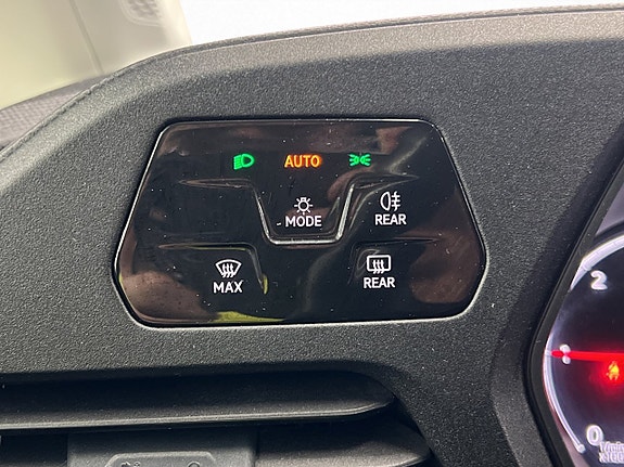 Volkswagen Caddy Maxi 16 of 30