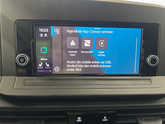 Volkswagen Caddy Maxi 25 of 30