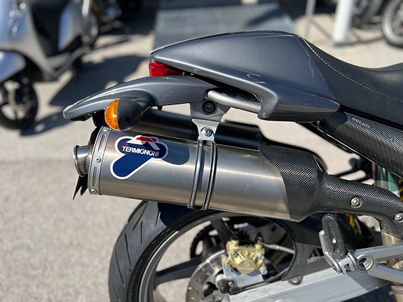 Ducati MONSTER 916 S4 7 of 7