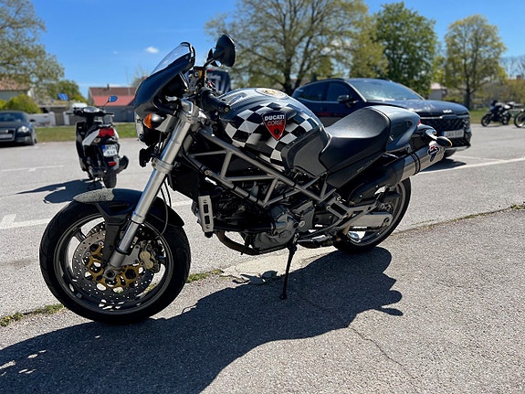 Ducati MONSTER 916 S4 3 of 7