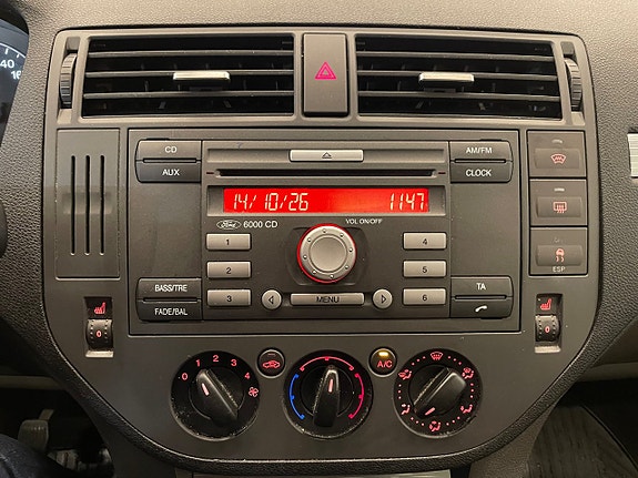 Ford C-Max 19 of 22