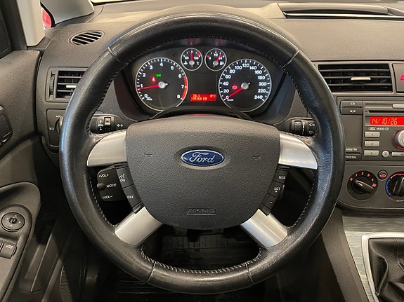 Ford C-Max 16 of 22