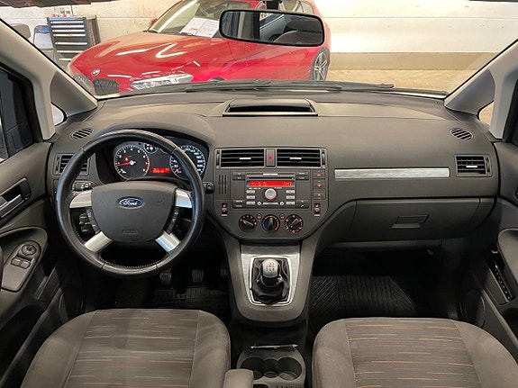 Ford C-Max 15 of 22