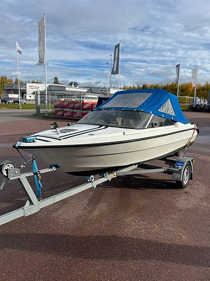 Ryds 435 GTS + 60Hk Mercury + 80km/h trailer 5 of 8