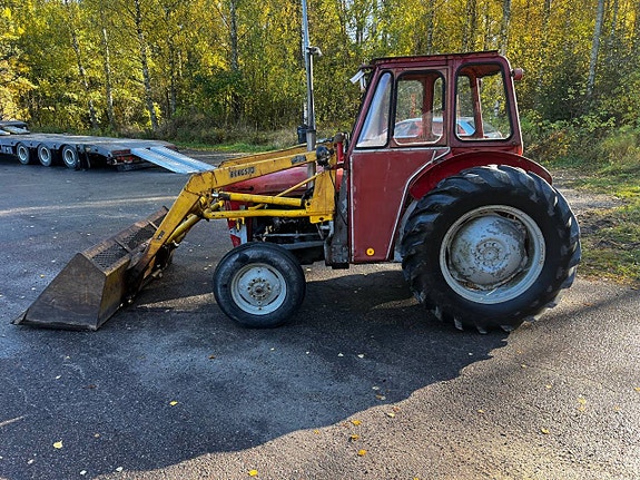 Mf35  =64 m Trima frontlastare