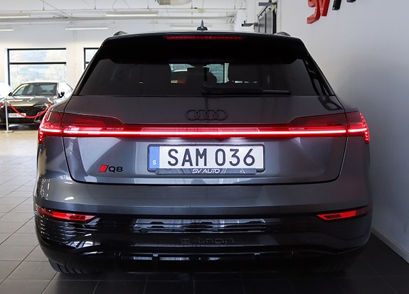Audi Q8 e-tron 5 of 24