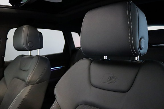 Audi Q8 e-tron 18 of 24