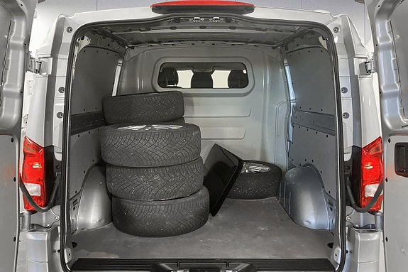 Mercedes-Benz Vito 119 8 of 13