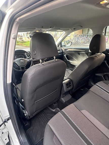 Volkswagen T-Roc 7 of 7