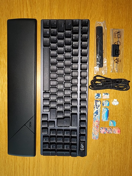 Product image 1 of 3
