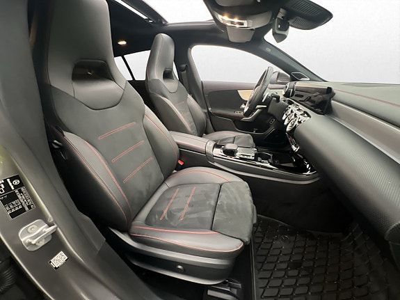 Mercedes-Benz CLA250 e 12 of 30