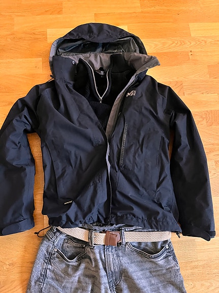 Product image 1 of 4