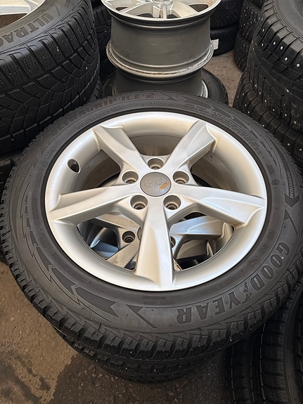Product image 1 of 2